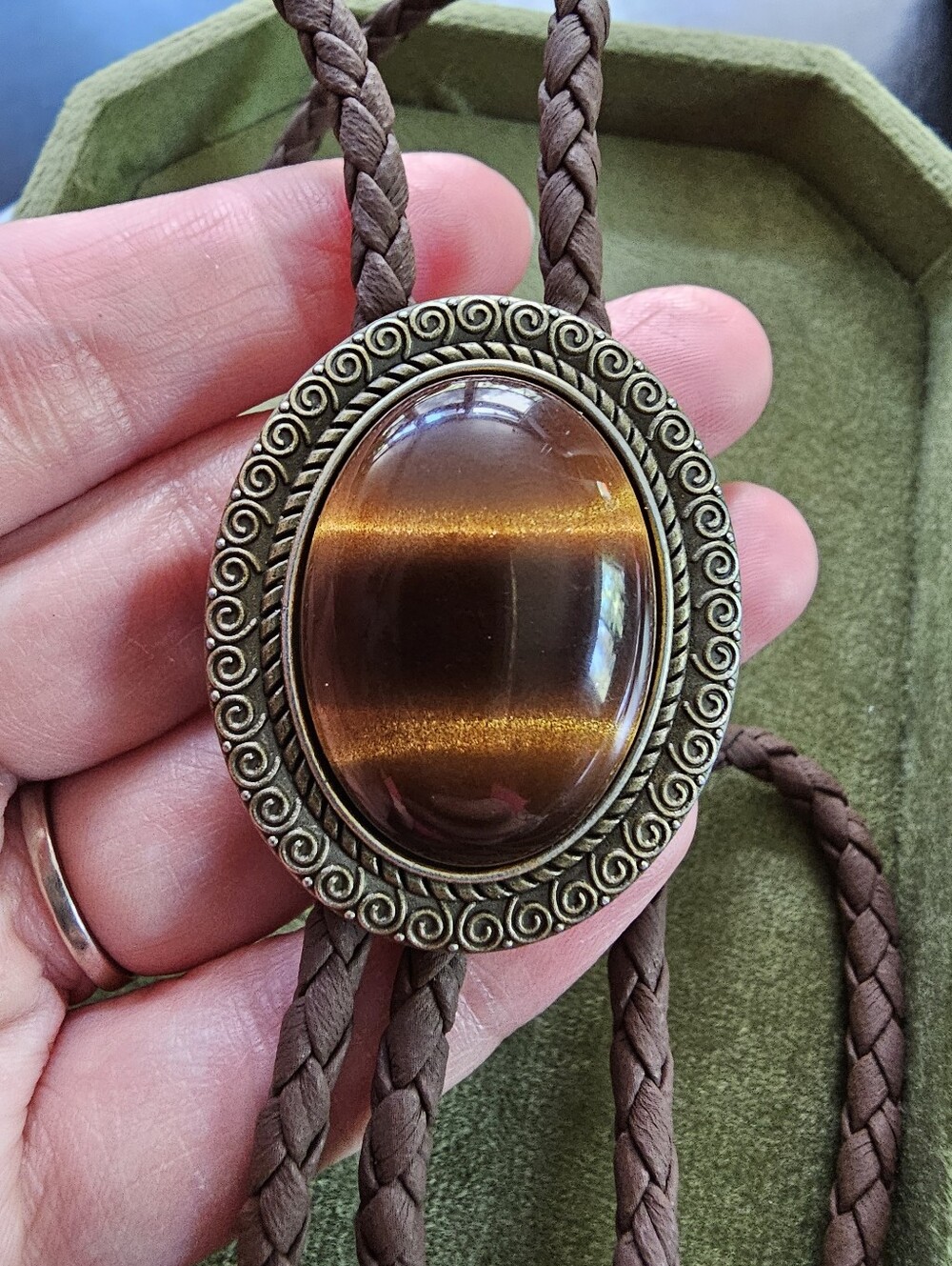 Bolo Tie - Picture 3 of 4